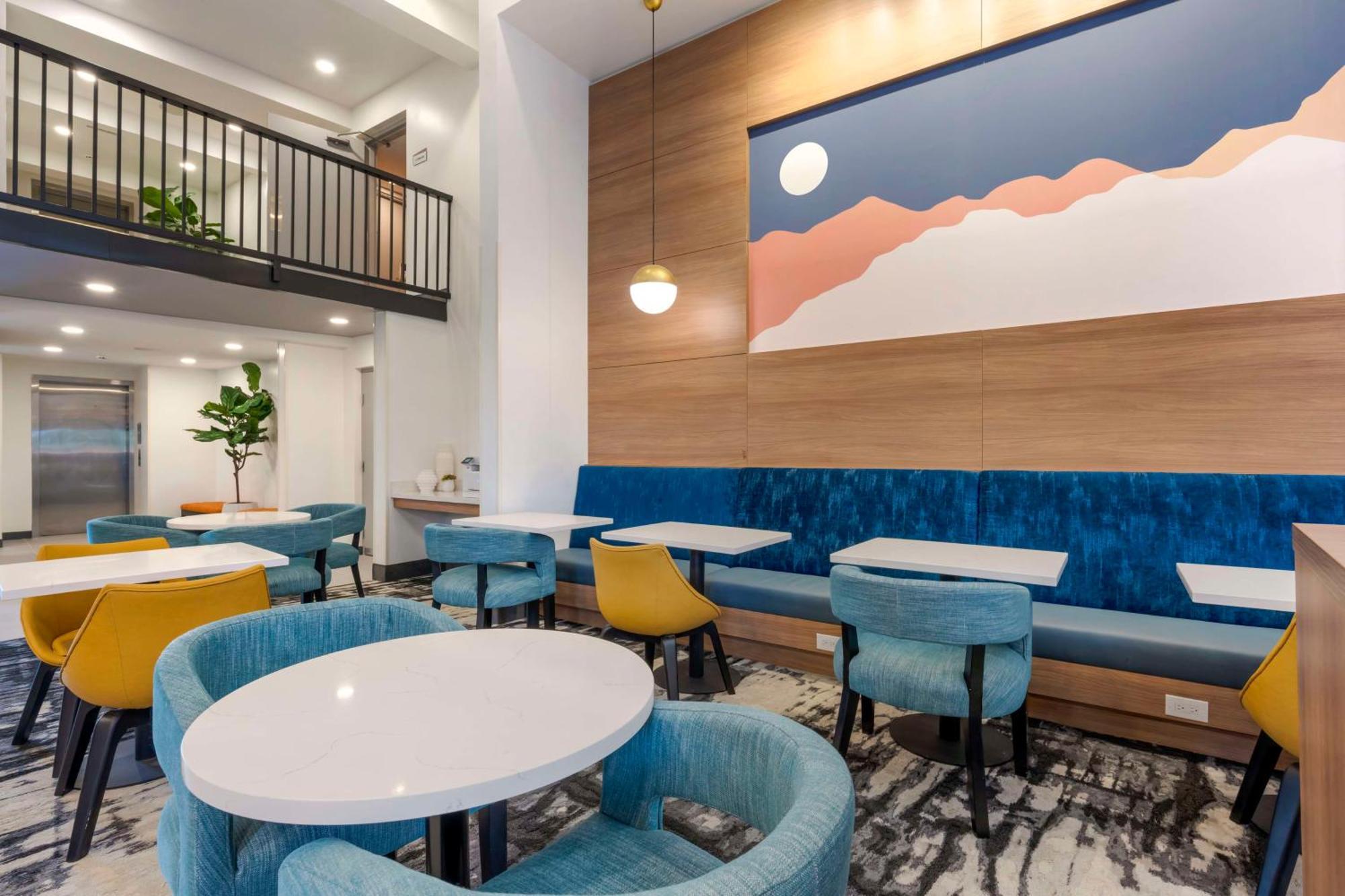 Hotel Aiden By Western